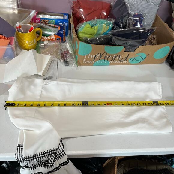 Market & Spruce Boho Bell Sleeve Embroidered Blouse White Size Small - Picture 6 of 6